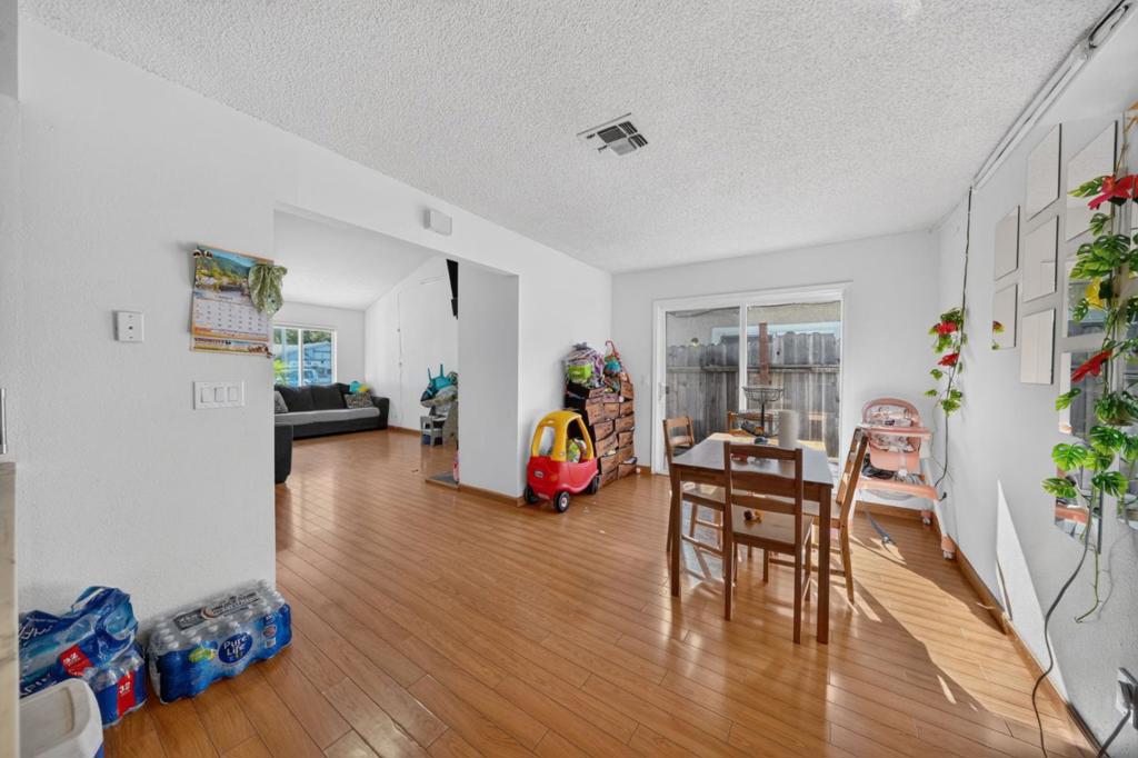 51175119 Shell Street Property Photo 36