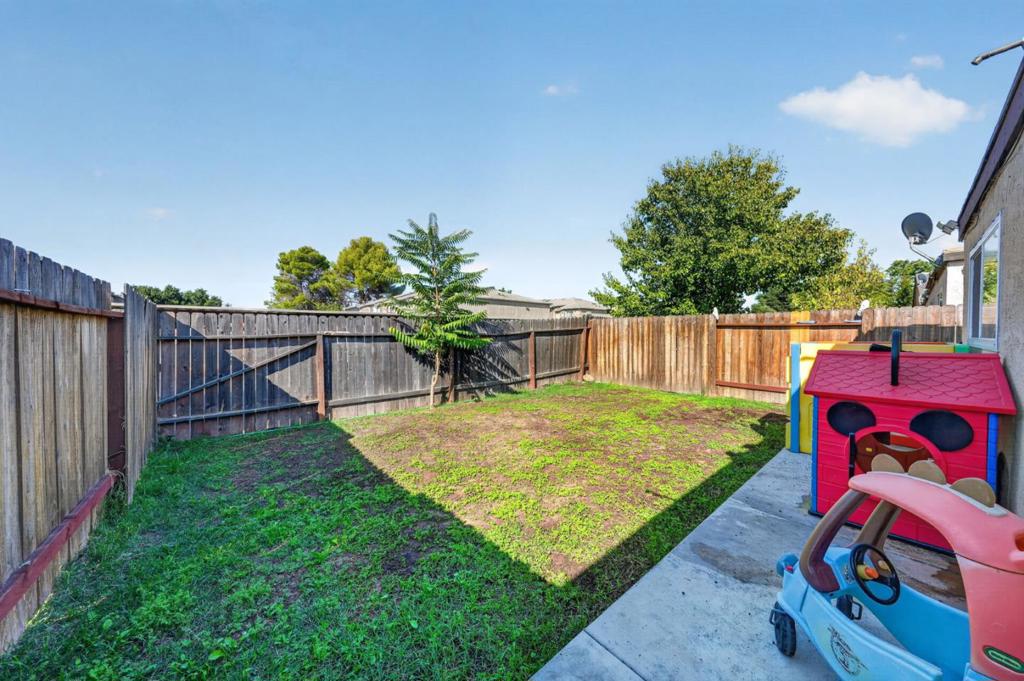 51175119 Shell Street Property Photo 44