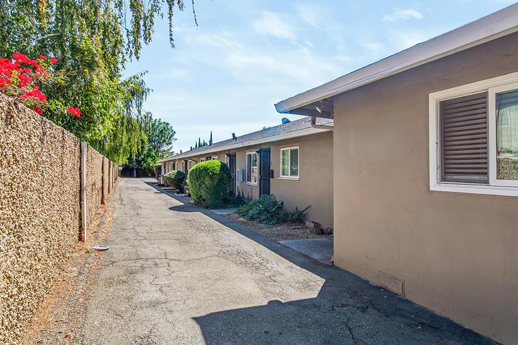 460 S Buena Vista Avenue Property Photo 3