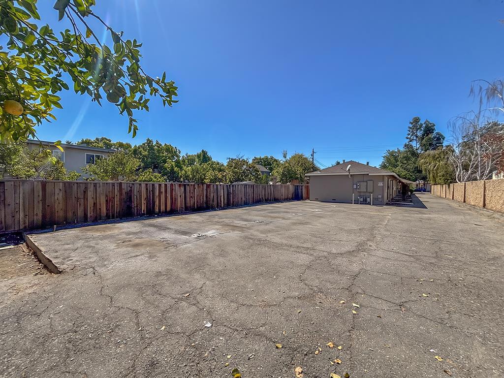 460 S Buena Vista Avenue Property Photo 6