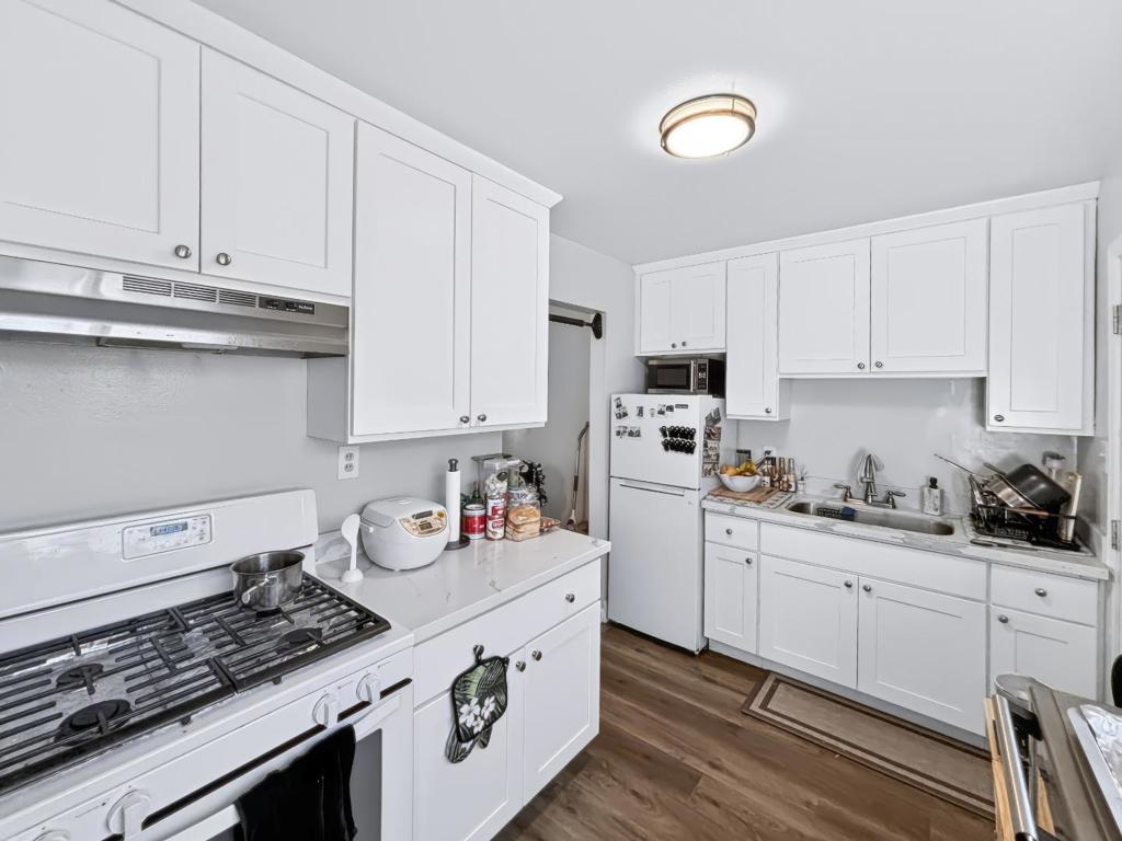 460 S Buena Vista Avenue Property Photo 18