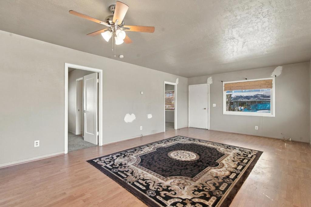 1196 West Street Property Photo 8