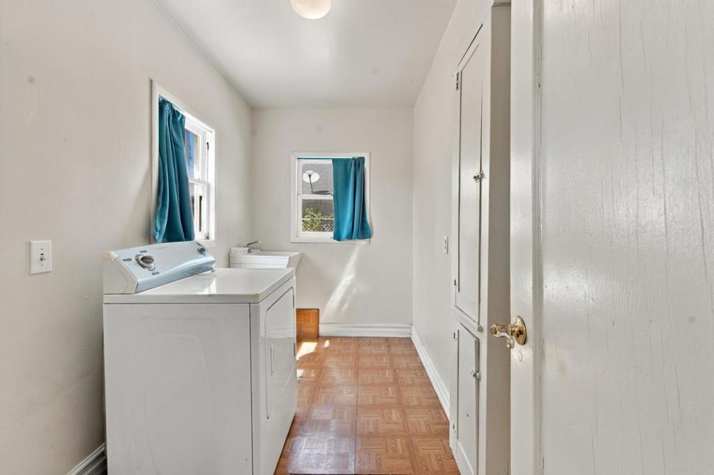 1196 West Street Property Photo 22