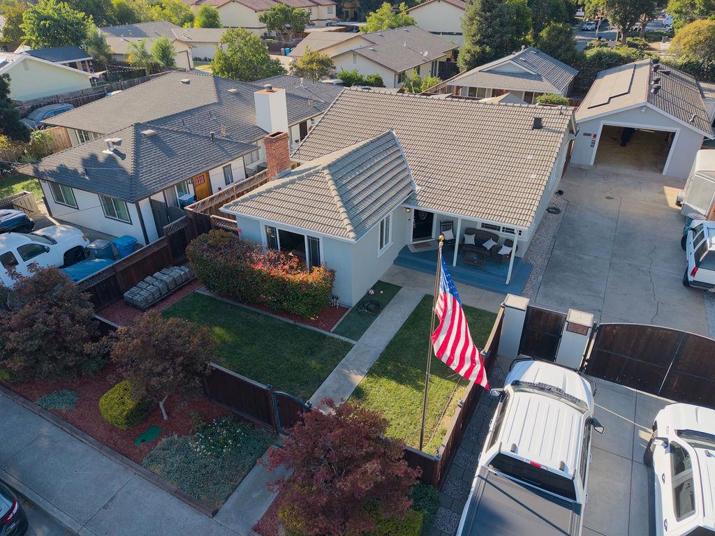 441 Lewis Street Property Photo 1
