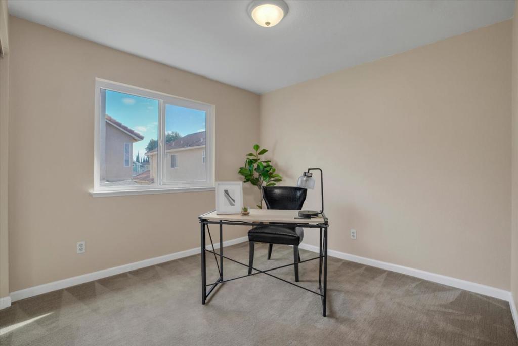 825 Foxwood Drive Property Photo 19