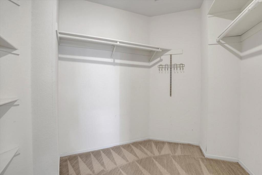 825 Foxwood Drive Property Photo 25