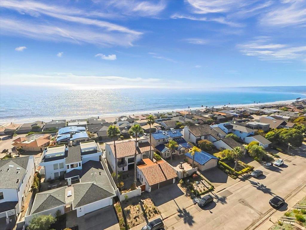 1058 Via Tornasol Property Photo 3