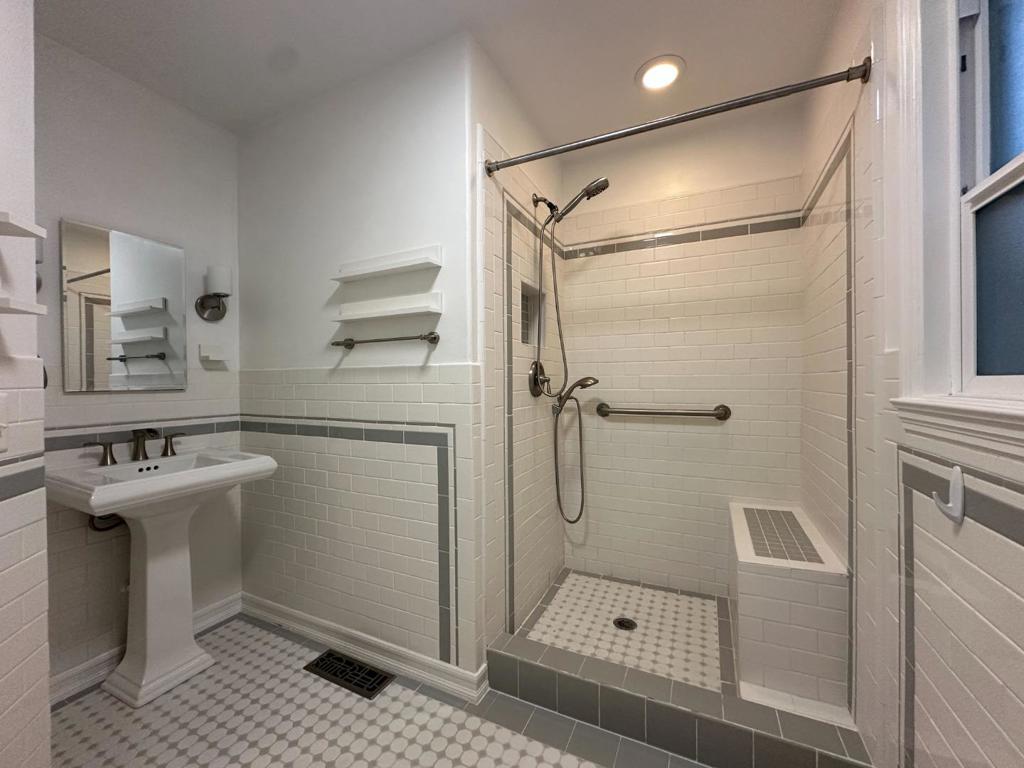 307 Monroe Street Property Photo 15
