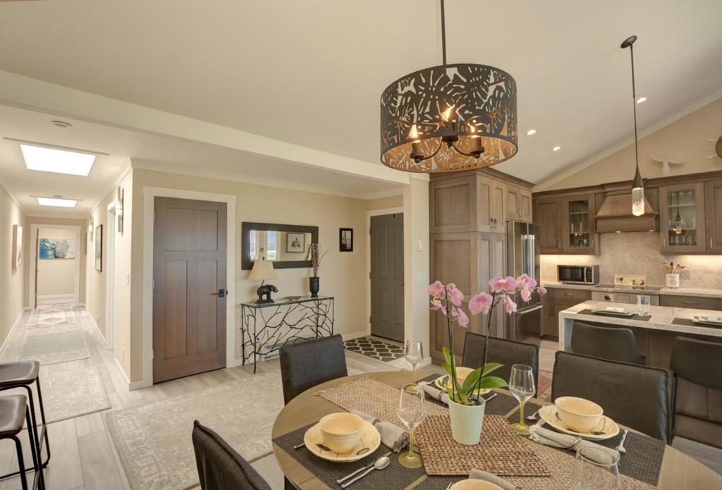 274 Monterey Dunes Way Property Photo 8
