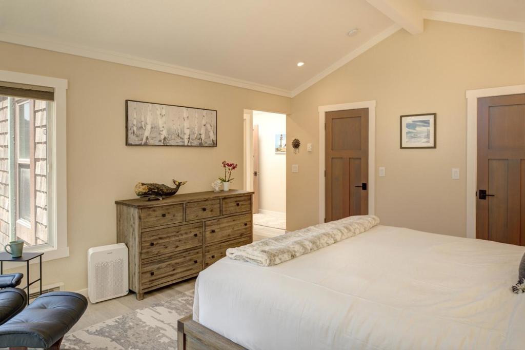 274 Monterey Dunes Way Property Photo 13