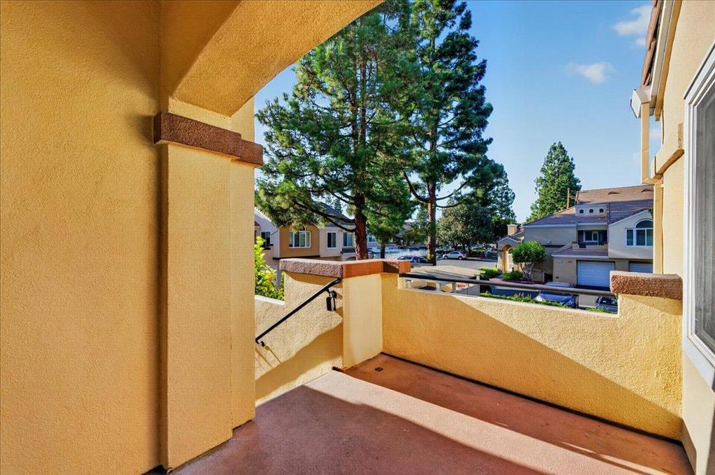 6958 Gregorich Drive H Property Photo 4