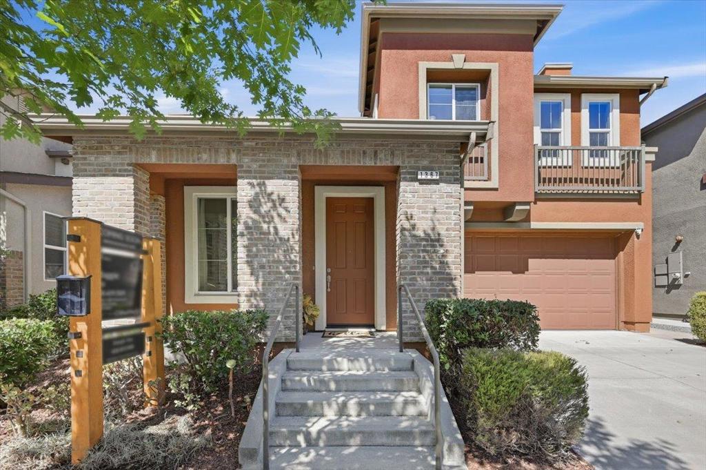 1367 Shore Drive Property Photo 2