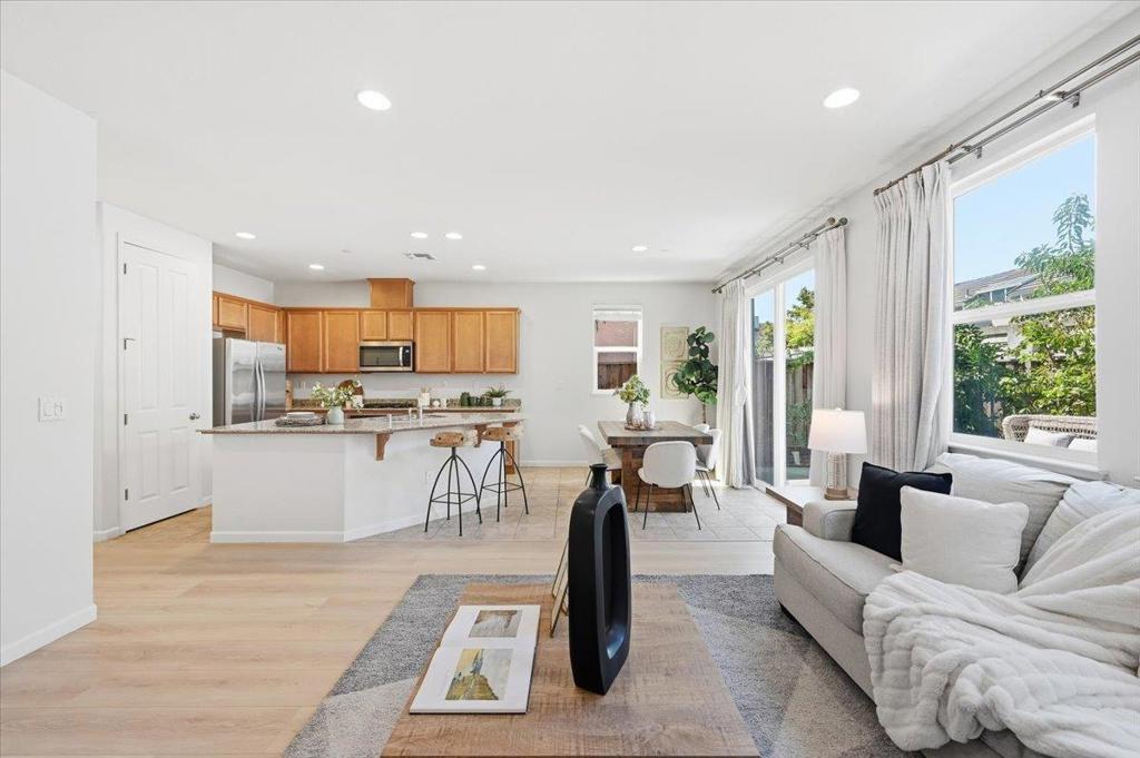 1367 Shore Drive Property Photo 14