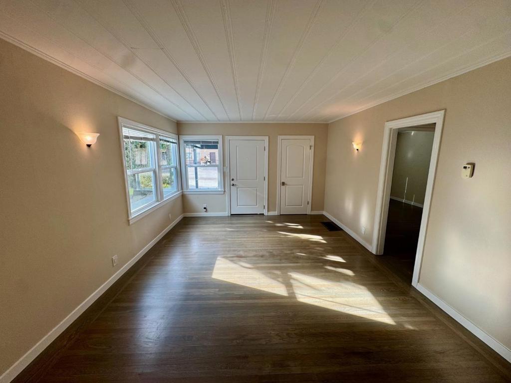 651 Waltermire Street Property Photo 4