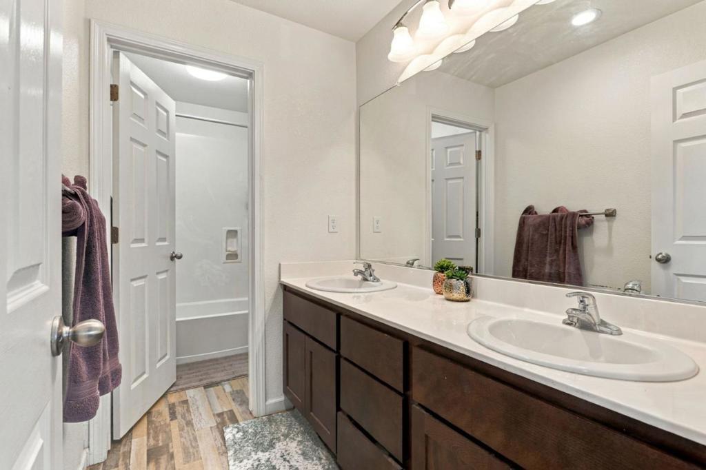 5357 Gramercy Circle Property Photo 22