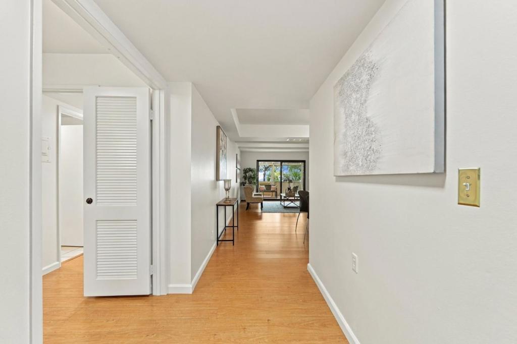 5488 Cribari Green Property Photo 4