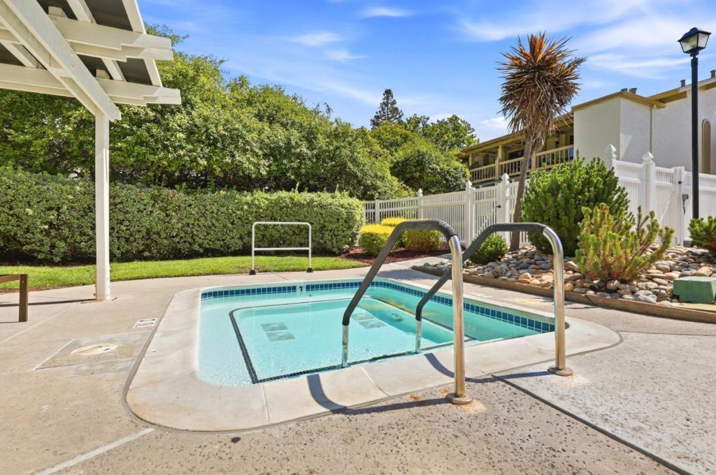 5488 Cribari Green Property Photo 35