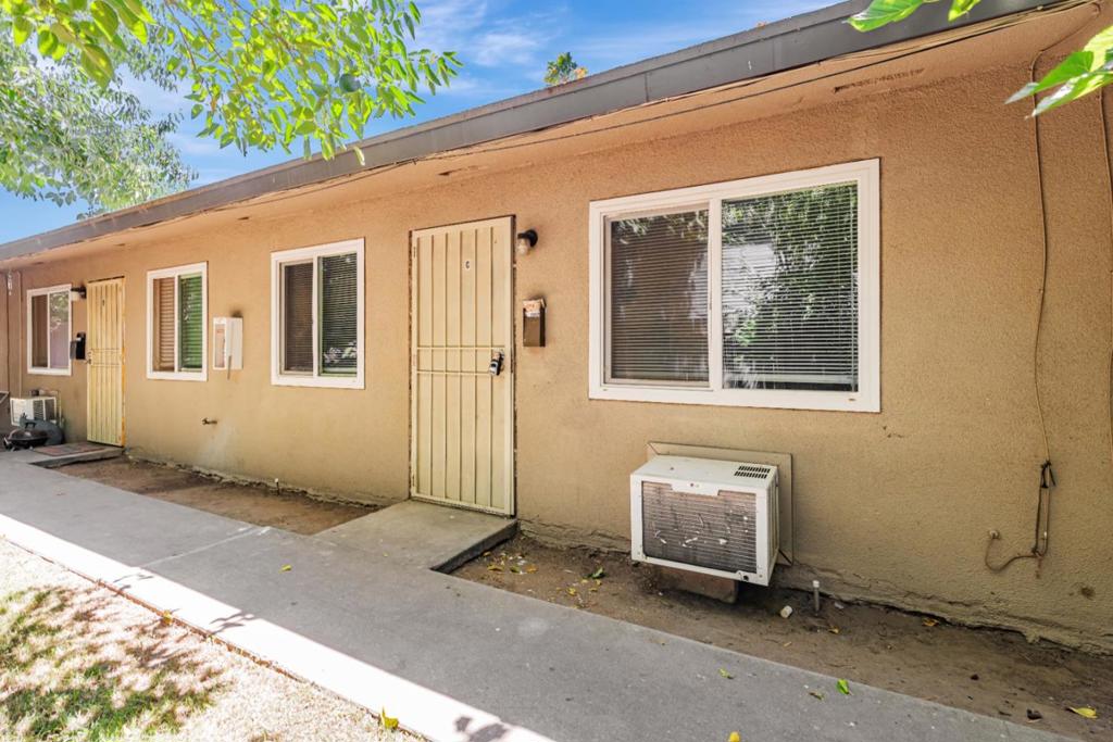 360 N Calaveras Street Property Photo 5