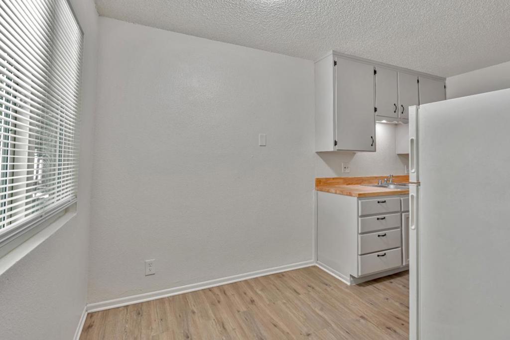 360 N Calaveras Street Property Photo 10