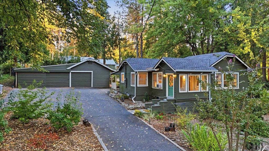 11077 Squirrel Creek Road Property Photo 1
