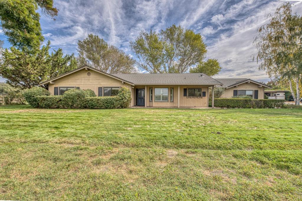 7505 Lovers Lane Property Photo 1