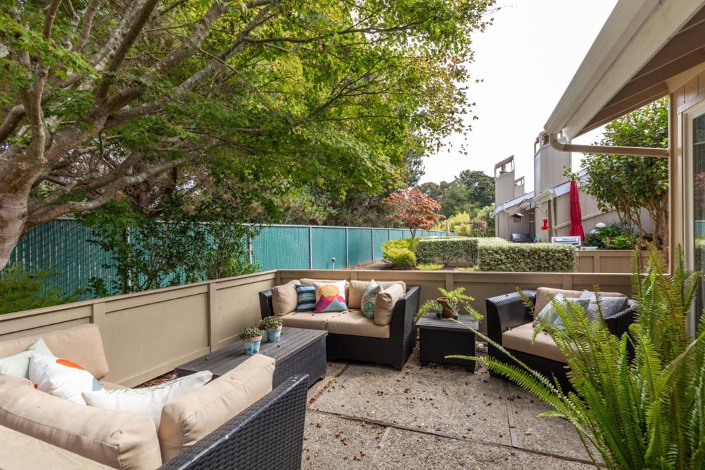 1009 Via Tornasol Property Photo 2