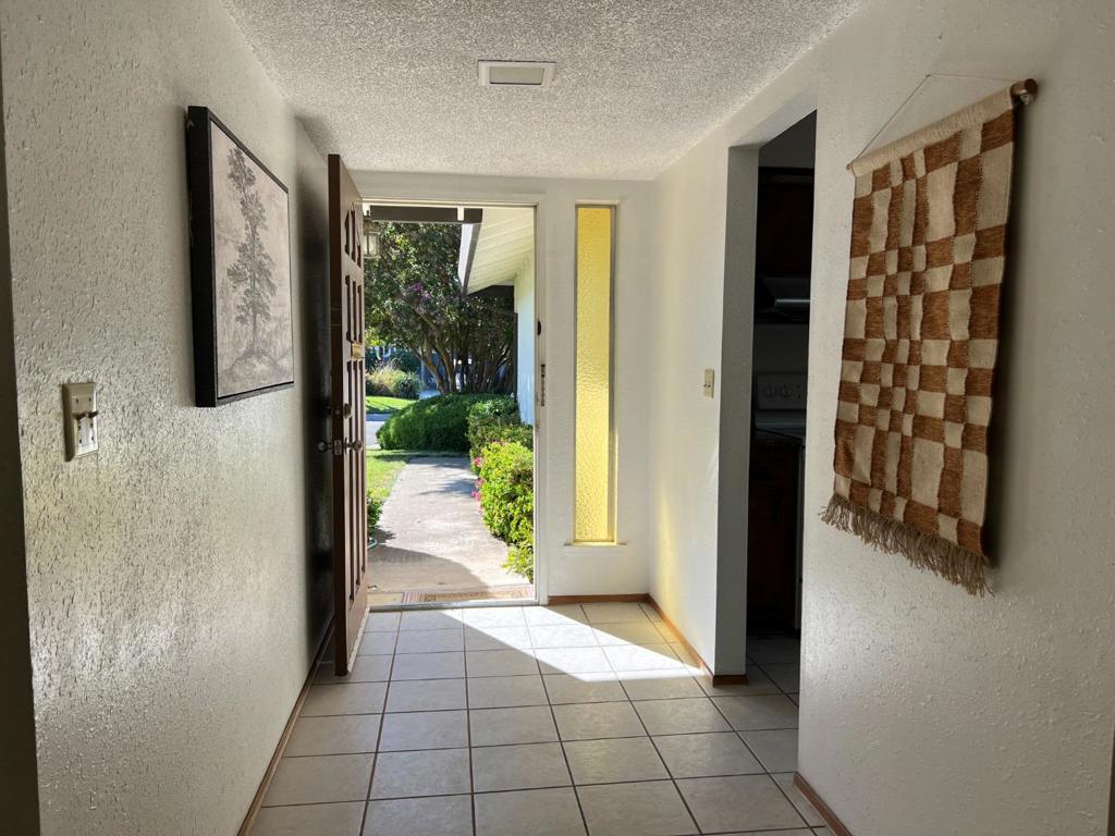 7049 Reichmuth Way Property Photo 2