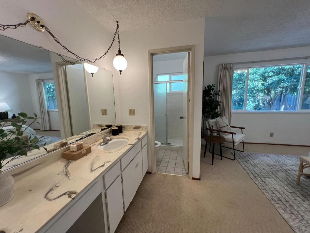 7049 Reichmuth Way Property Photo 14