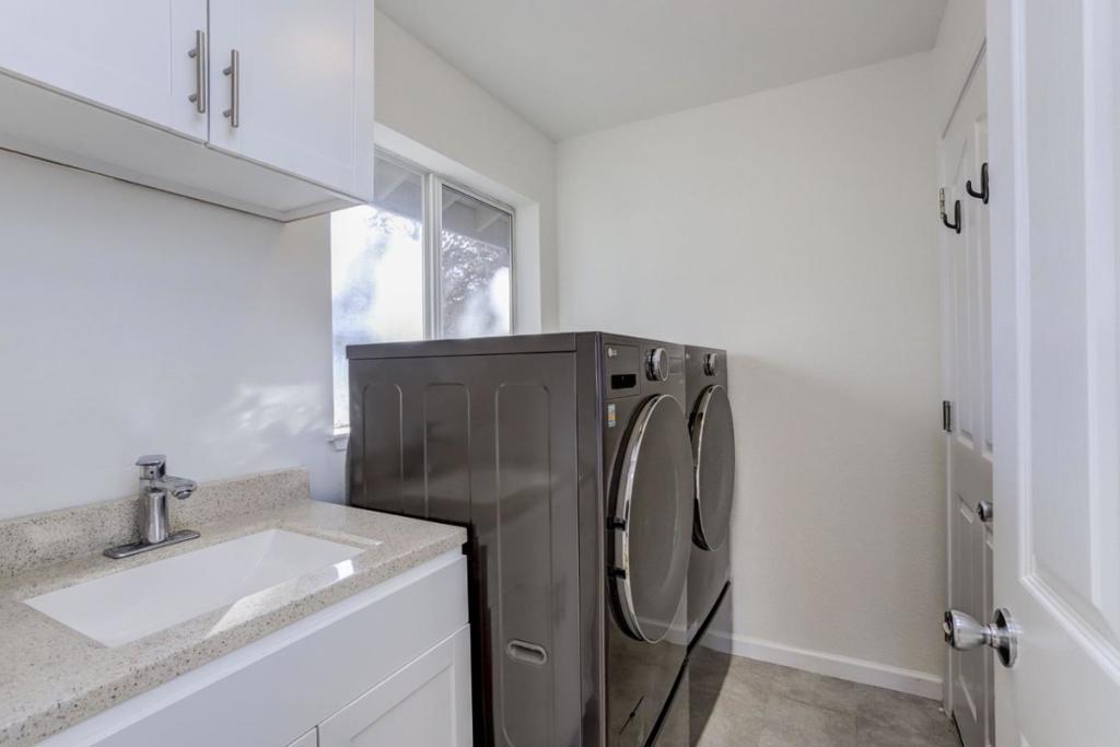 726 San Cristoval Court Property Photo 24