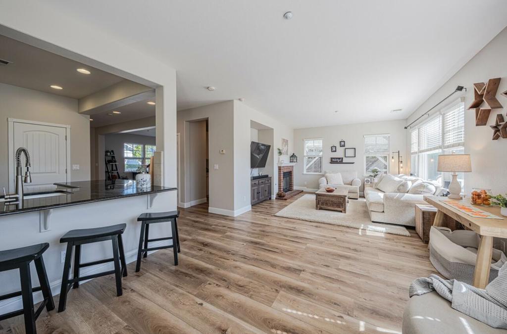 ML82062138 Property Photo 16