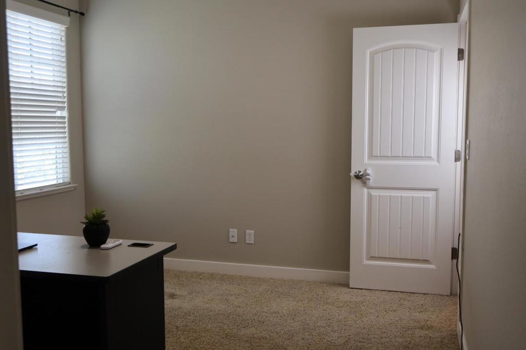 ML82062138 Property Photo 38