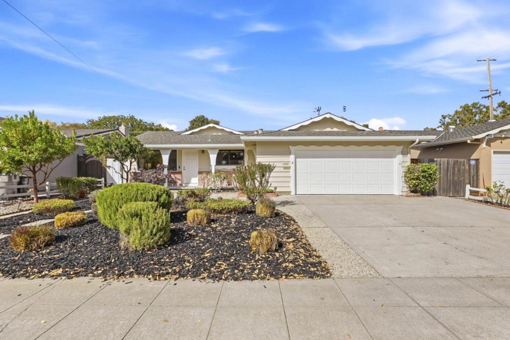 1309 Antonio Lane Property Photo 1