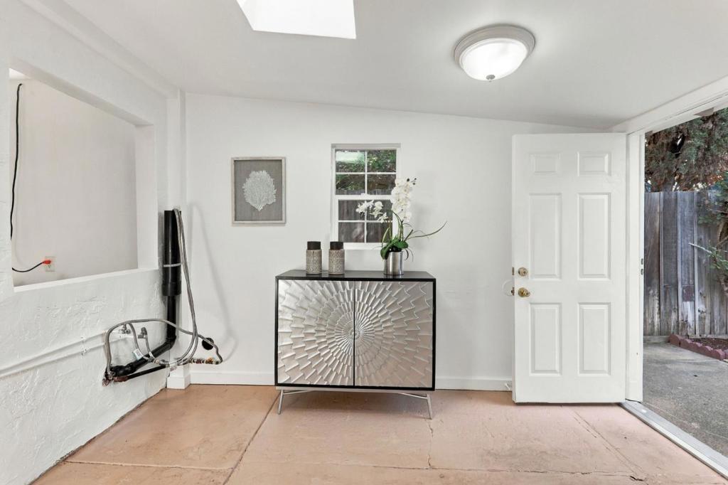 2504 Spring Street Property Photo 40