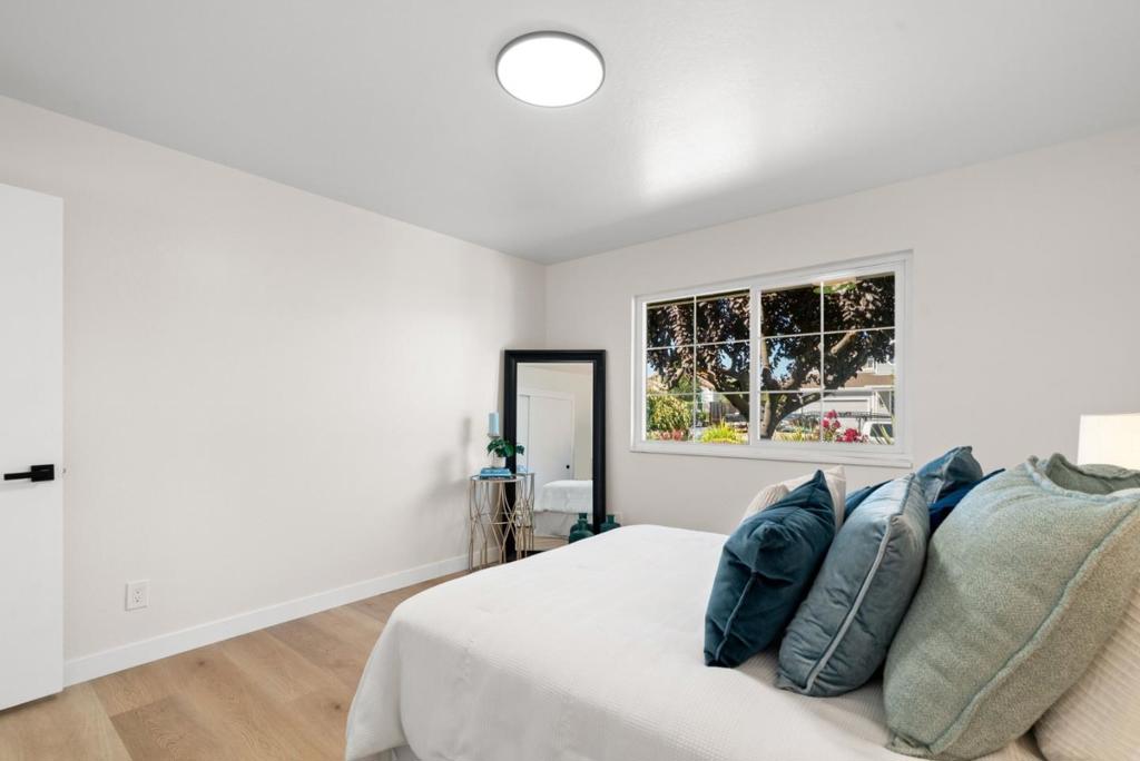 1951 Memorial Drive Property Photo 27
