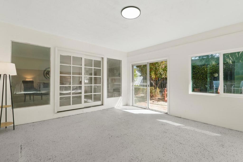 1951 Memorial Drive Property Photo 32