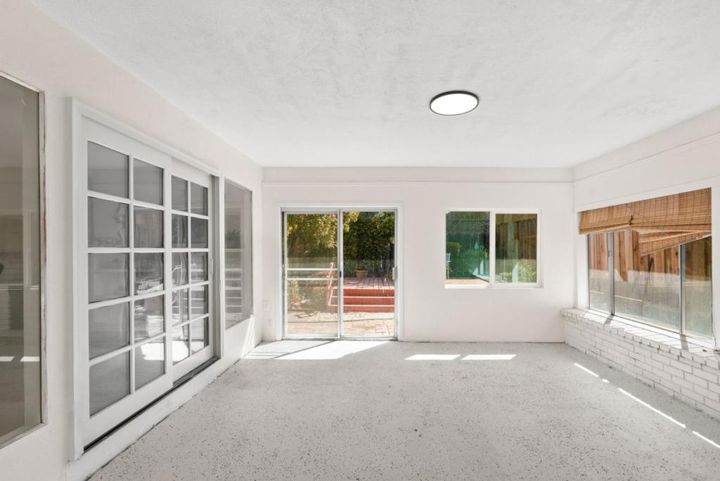 1951 Memorial Drive Property Photo 33