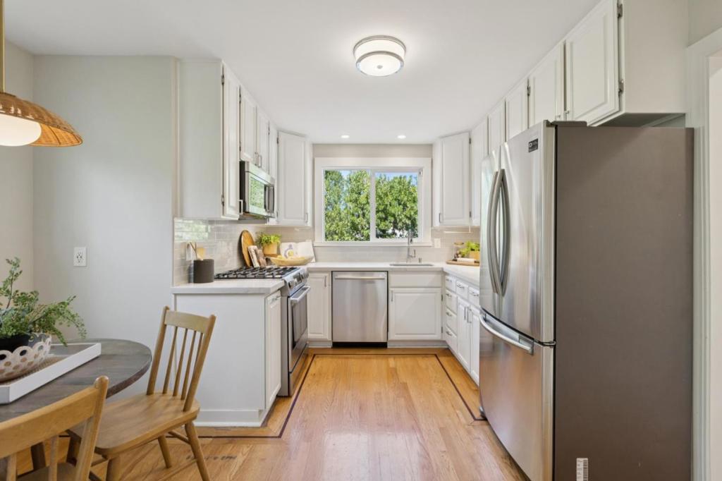 1227 Rhus Street Property Photo 15
