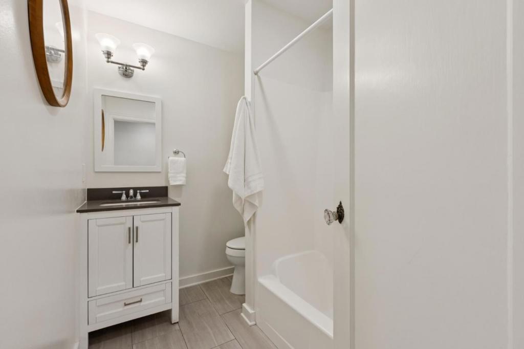1227 Rhus Street Property Photo 43