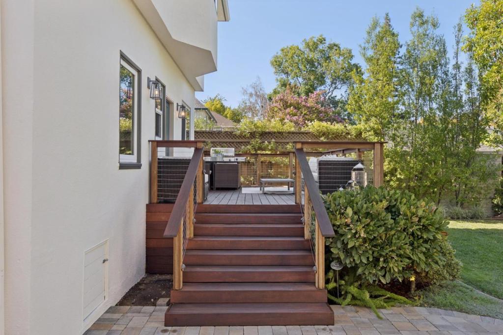 1227 Rhus Street Property Photo 49