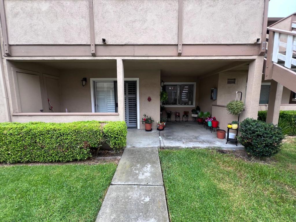 30 W San Joaquin Street 3 Property Photo 1