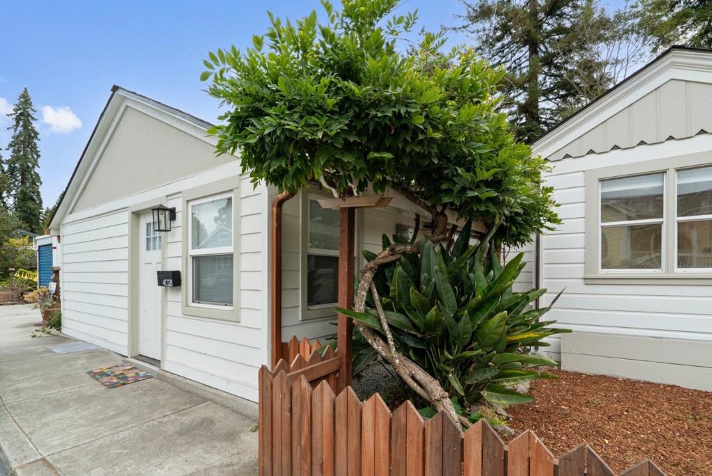 402 Bernal Street Property Photo 28