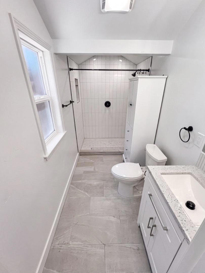 402 Bernal Street Property Photo 34