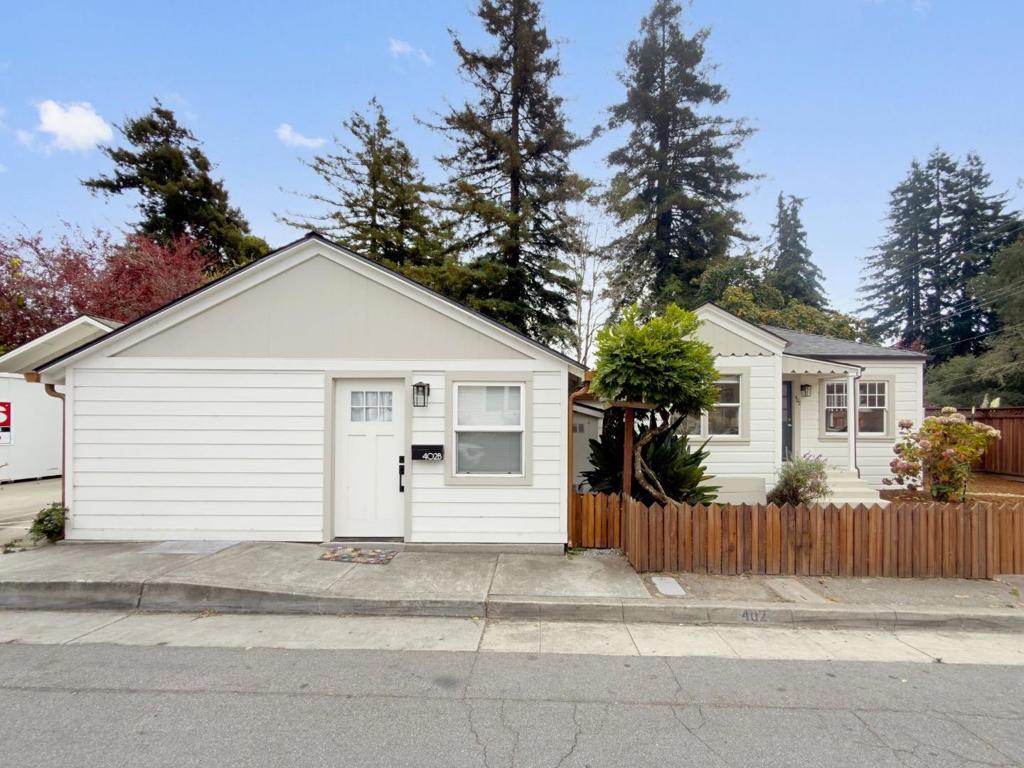 402 Bernal Street Property Photo 54