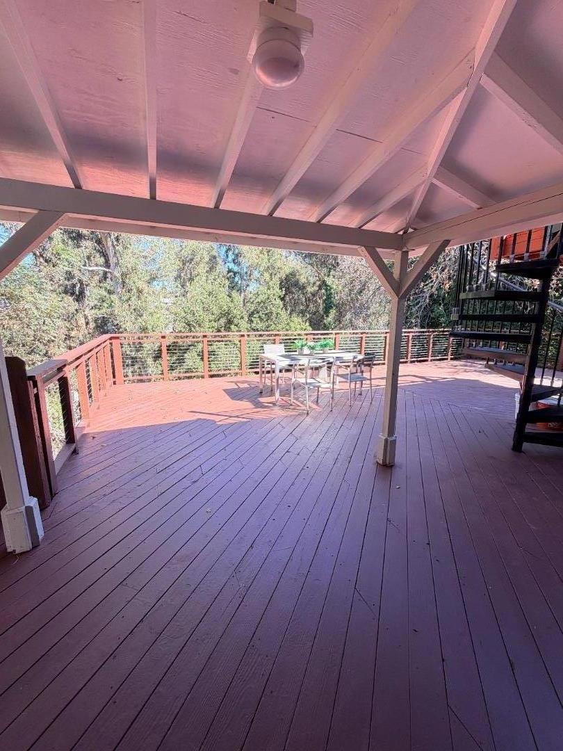 1966 Hillsdale Street Property Photo 32