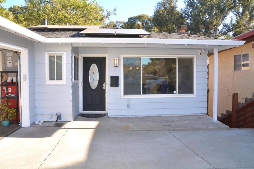 1966 Hillsdale Street Property Photo 34