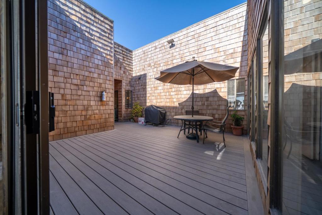 98 Cormorant Way Property Photo 14