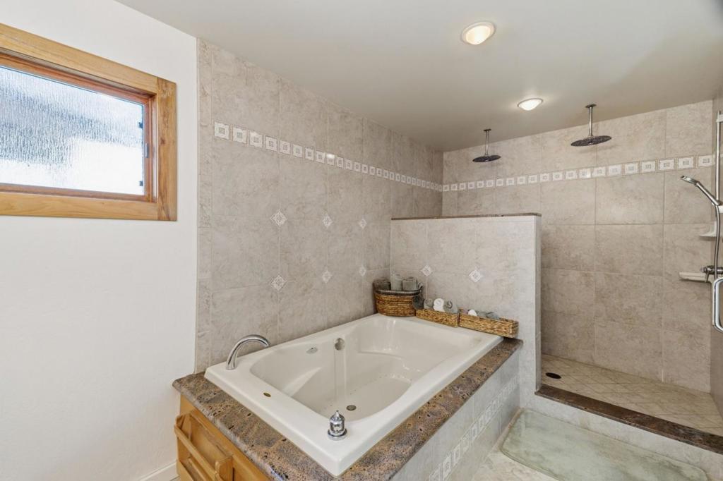 8580 Hihn Road Property Photo 11