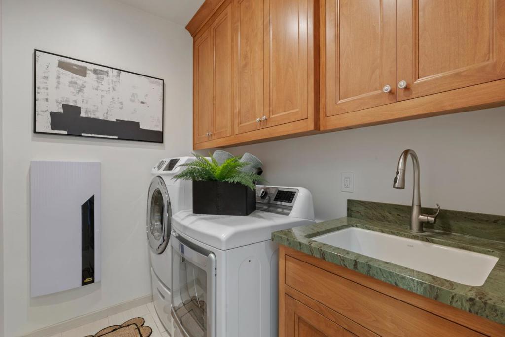 1450 Oak Avenue Property Photo 7
