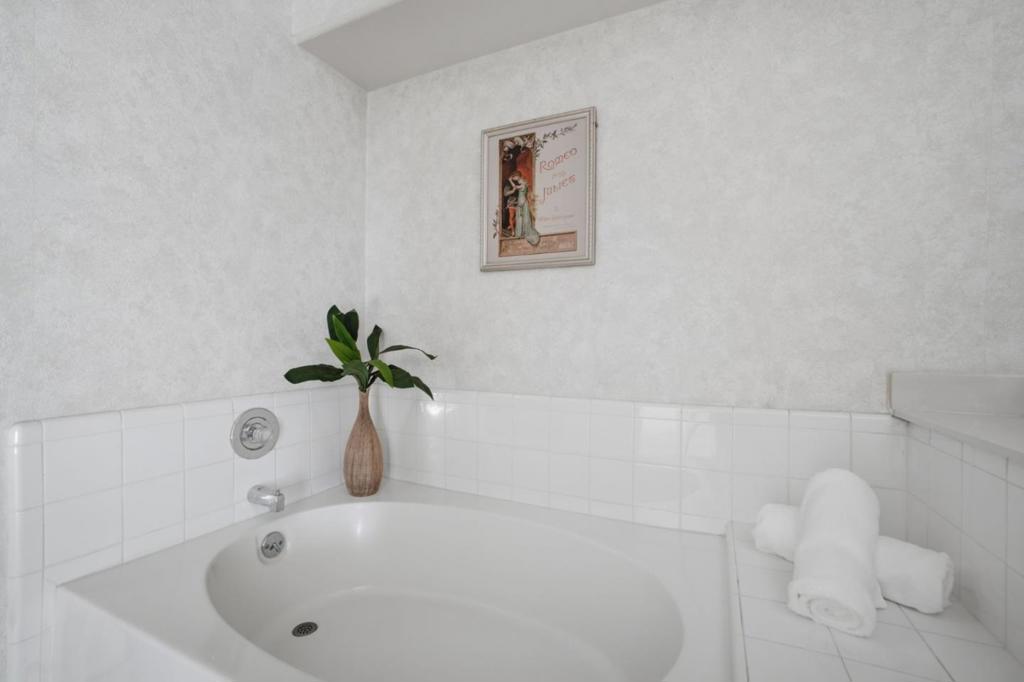 21314 Gary Drive 108 Property Photo 26