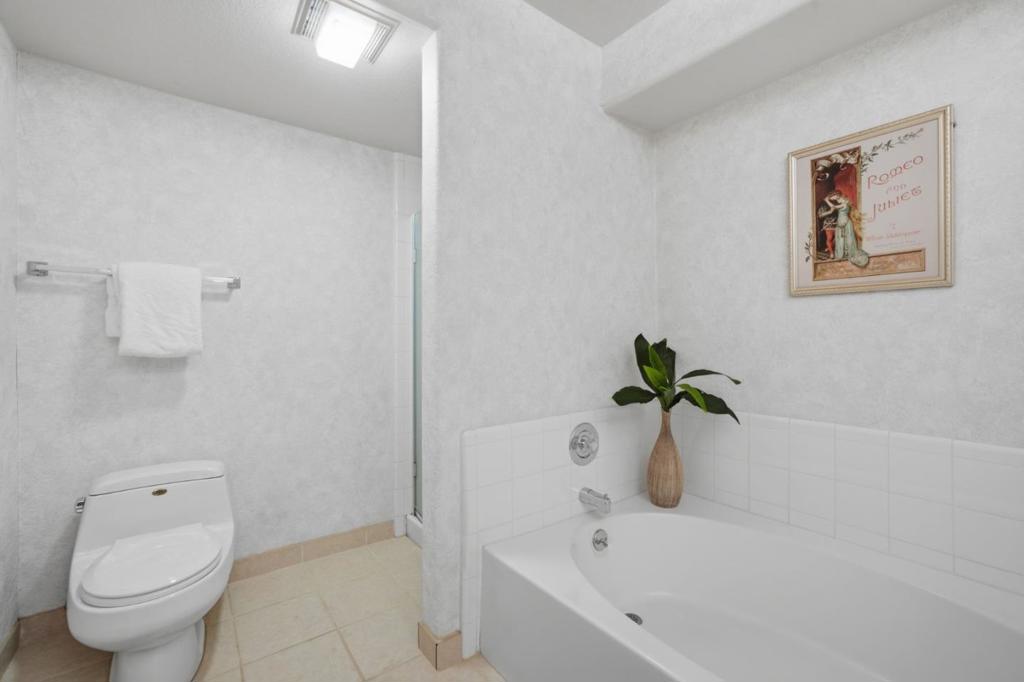 21314 Gary Drive 108 Property Photo 27